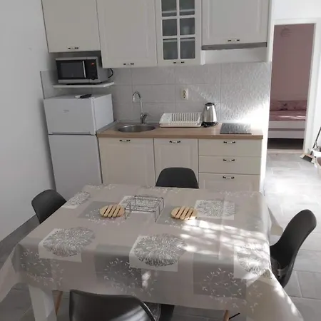 Apartament Apartman Fanica Postira
